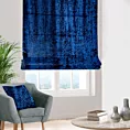 Roleta rzymska granatowa z miękkiej tkaniny welwetowej z efektem kreszowania