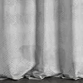 Zasłona szyta na taśmie 5 cm ISMENA jasnoszara z tkaniny welwetowej z geometrycznym błyszczącym nadrukiem