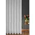 Tkanina firanowa  aden z efektem deszczyku, zakończona szerokim pasem złożonym z drobnych pasków