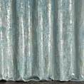 Zasłona szyta na tunelu niebiesko złocista z grubej, welwetowej tkaniny z efektem przecieranego wzoru, zdobiona delikatnie połyskującym nadrukiem