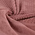 Ręcznik kąpielowy 50x90 cm bawełniany kolor ciemnoróżowy z ozdobną bordiurą w paseczki 500 g/m2 ADORE