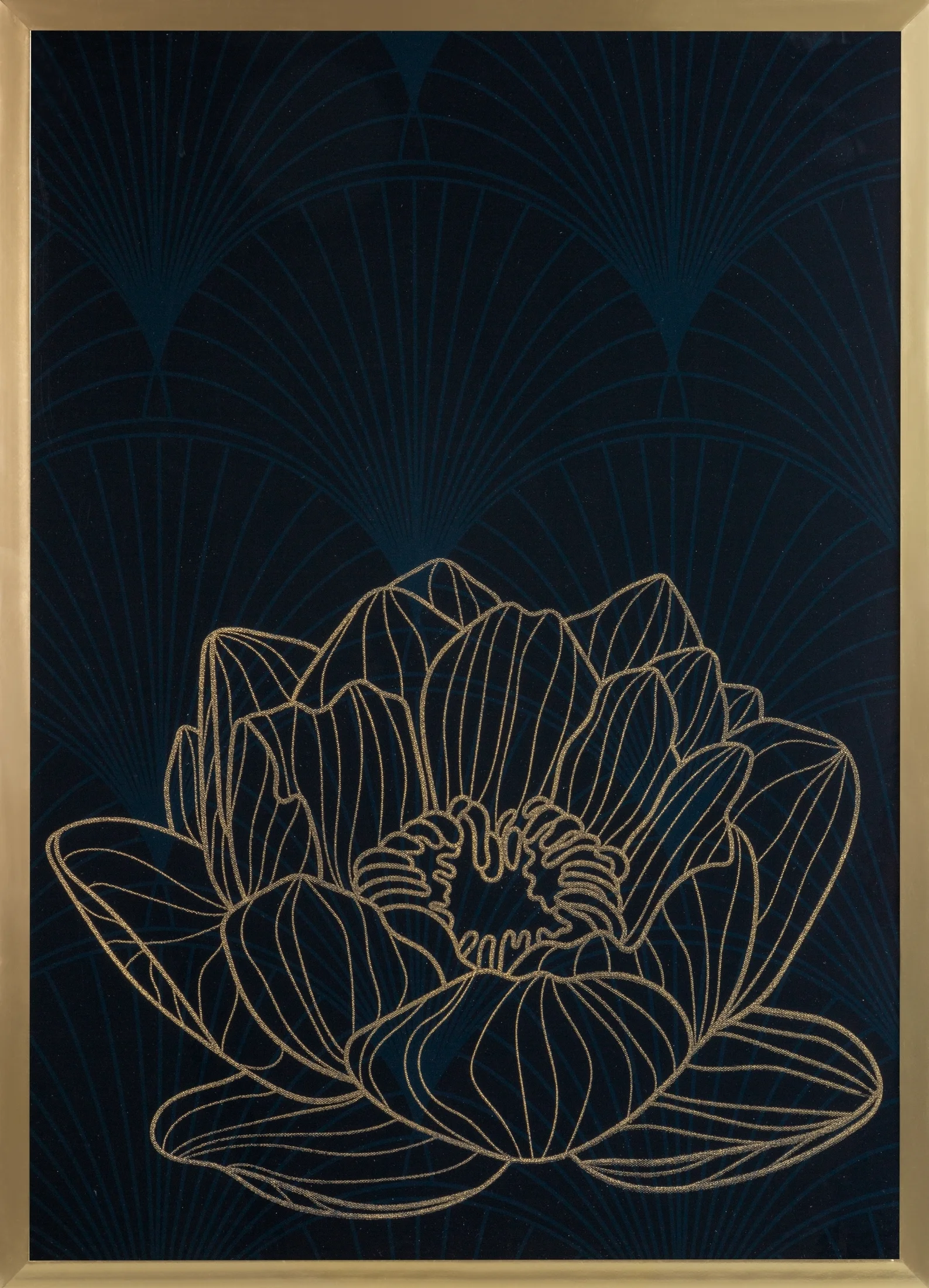 Obraz kwiatowy ze złotym lśniącym nadrukiem w złotej ramie 53x73 cm LOTOS 8 LIMITED COLLECTION | eurofirany