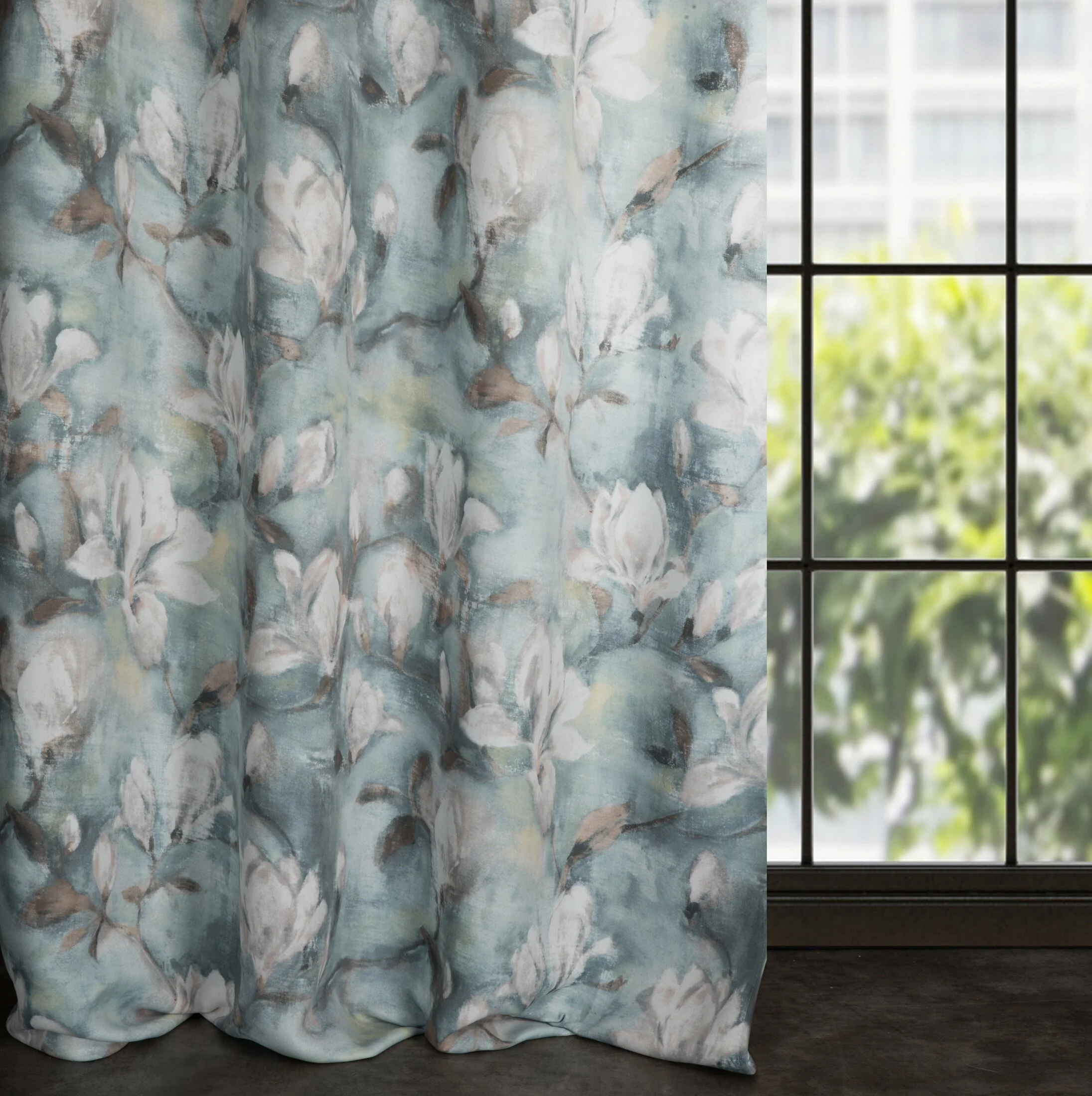 Zasłona stalowo, kremowa z motywem malowanych magnolii 140x270 cm taśma - GRACJA | eurofirany