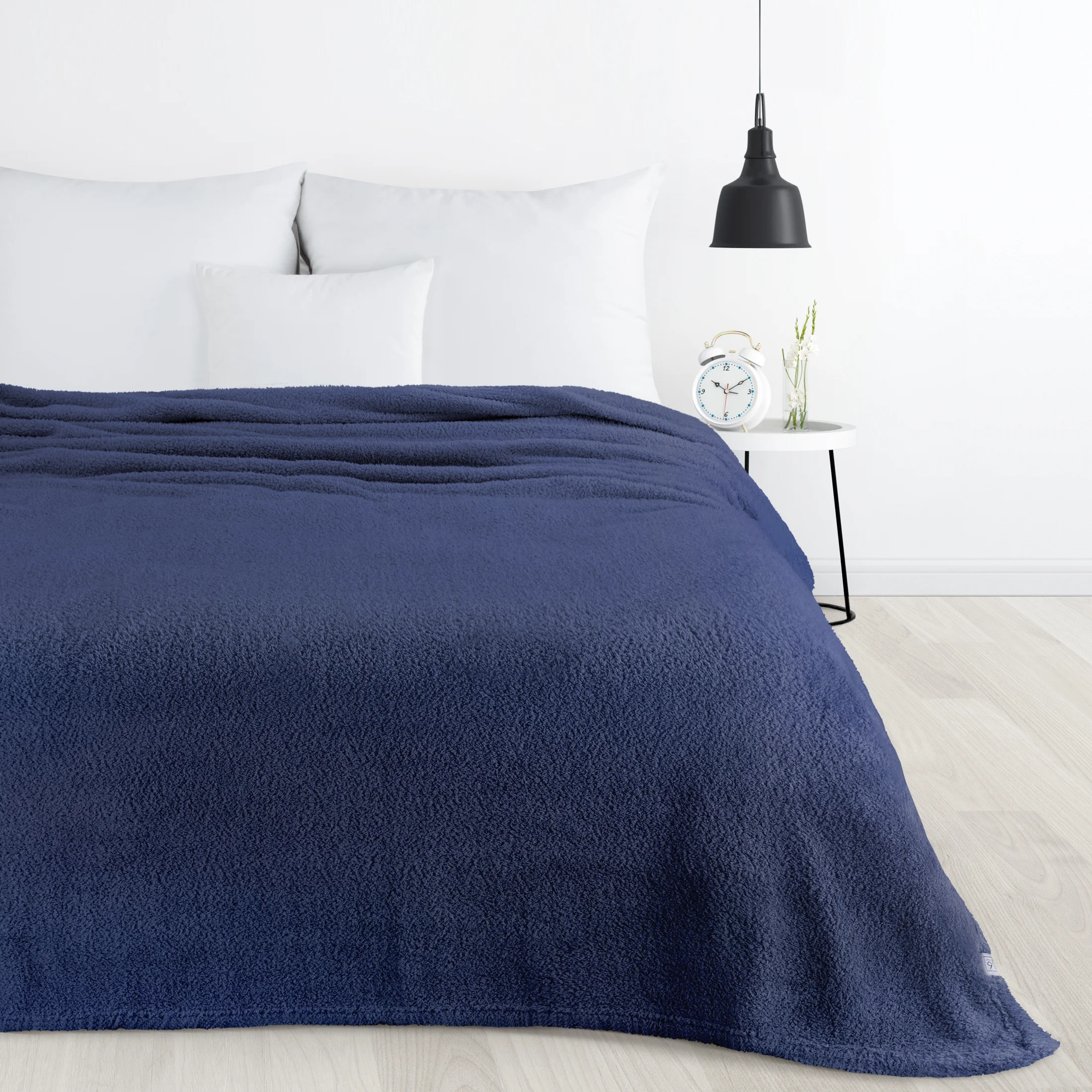 Koc polarowy 200x220 cm granatowy LORI Design 91