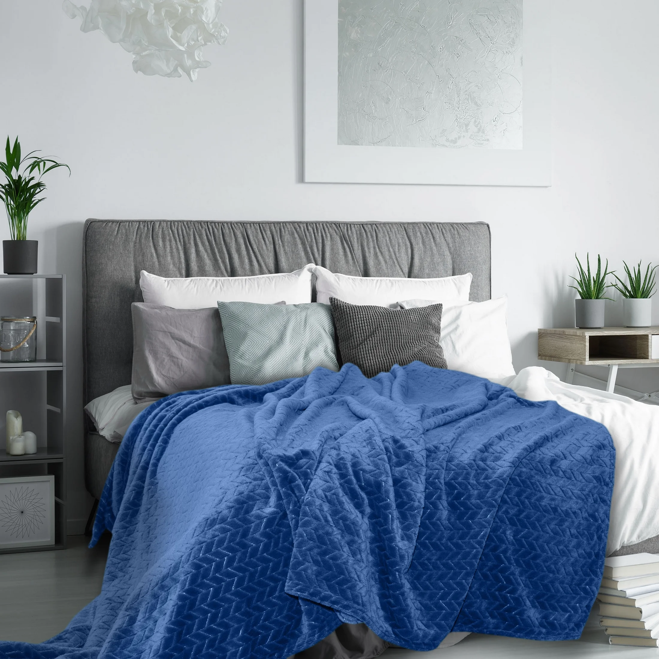 DESIGN 91 Koc CINDY miękki i miły w dotyku z wytłaczanym wzorem