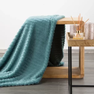 Koc 200x220 cm miętowy z wytłaczanym wzorem pasów LISA Design 91