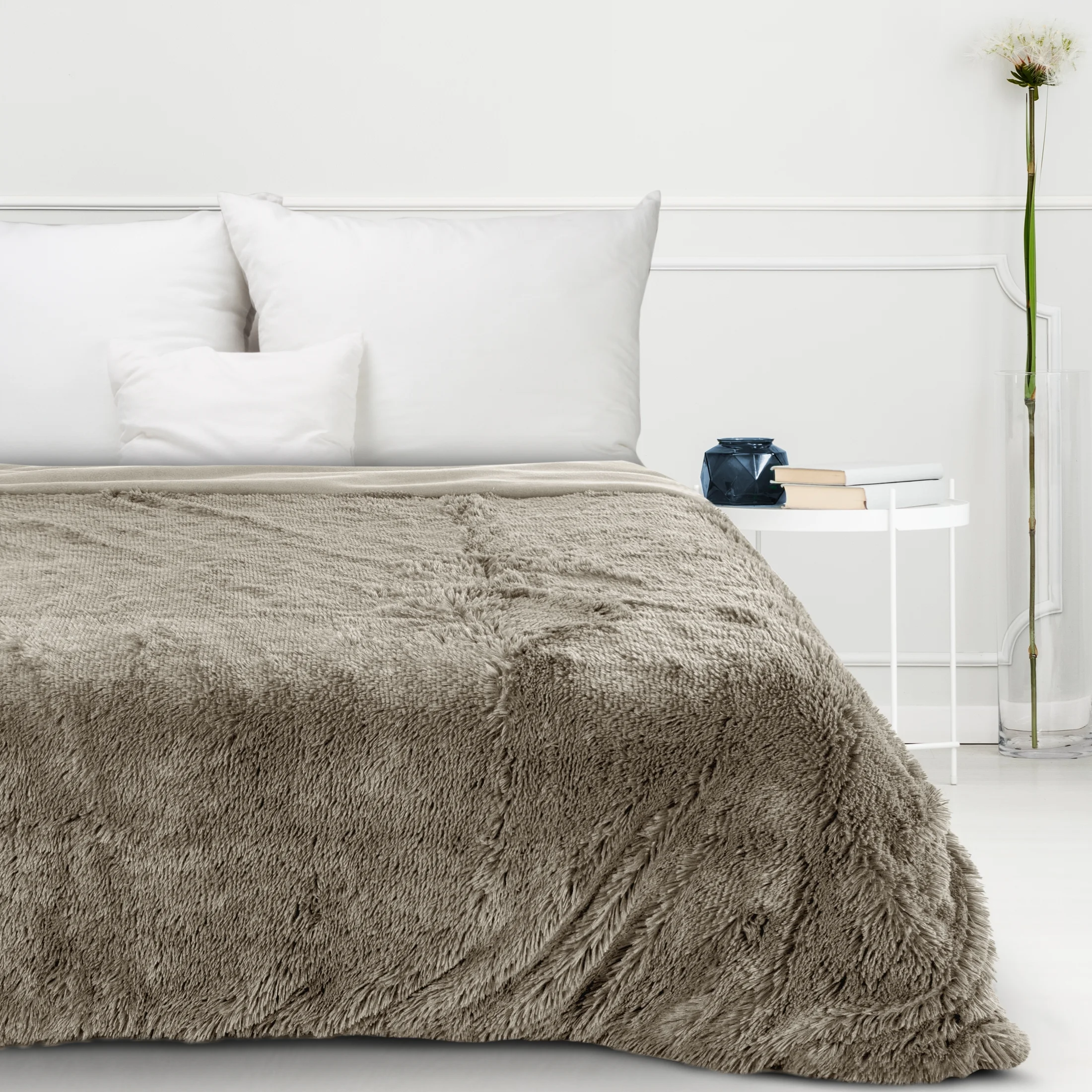 Koc o strukturze miękkiego futra 200x220 cm beżowy TIFANY 1 Design 91