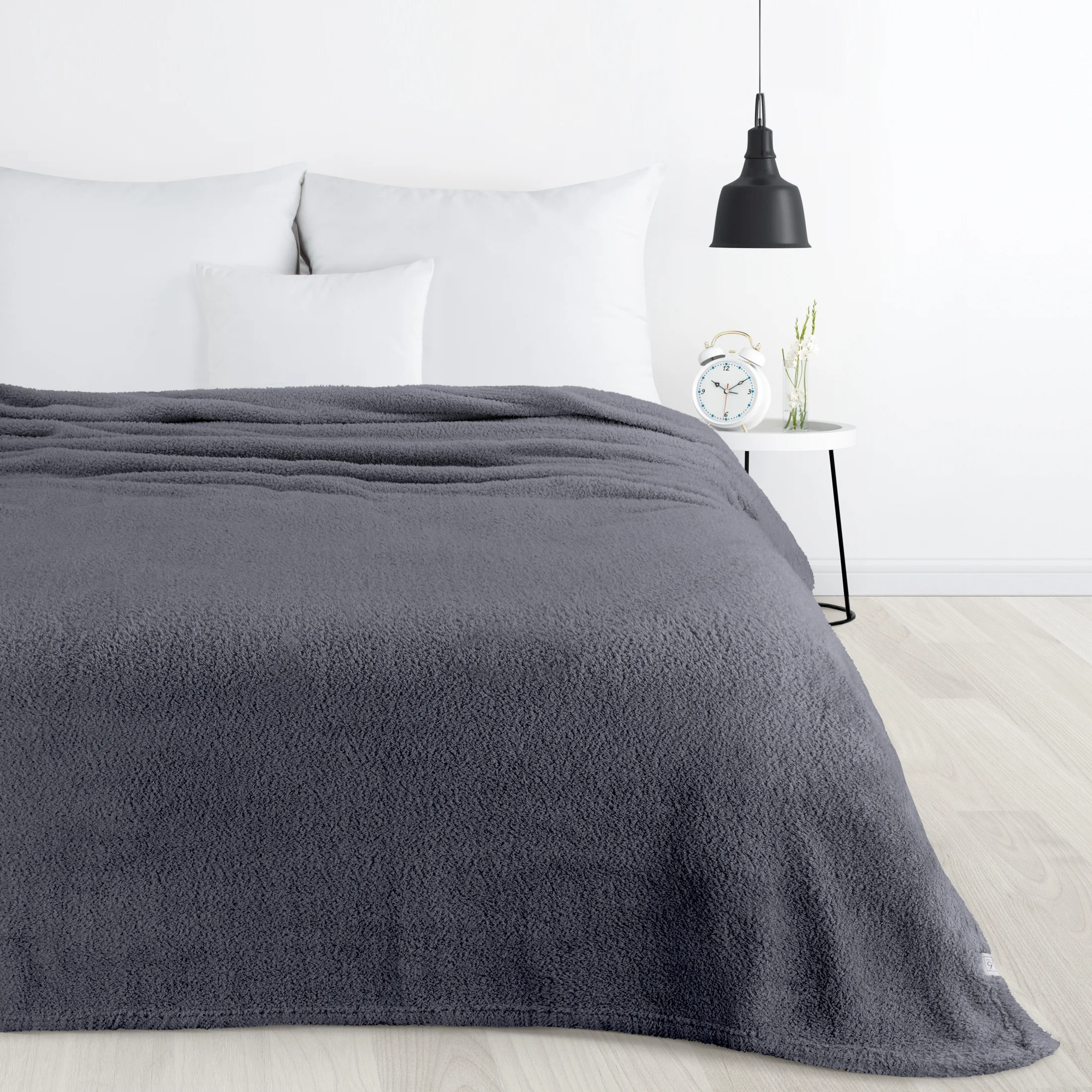 Koc polarowy 200x220 cm stalowy LORI Design 91