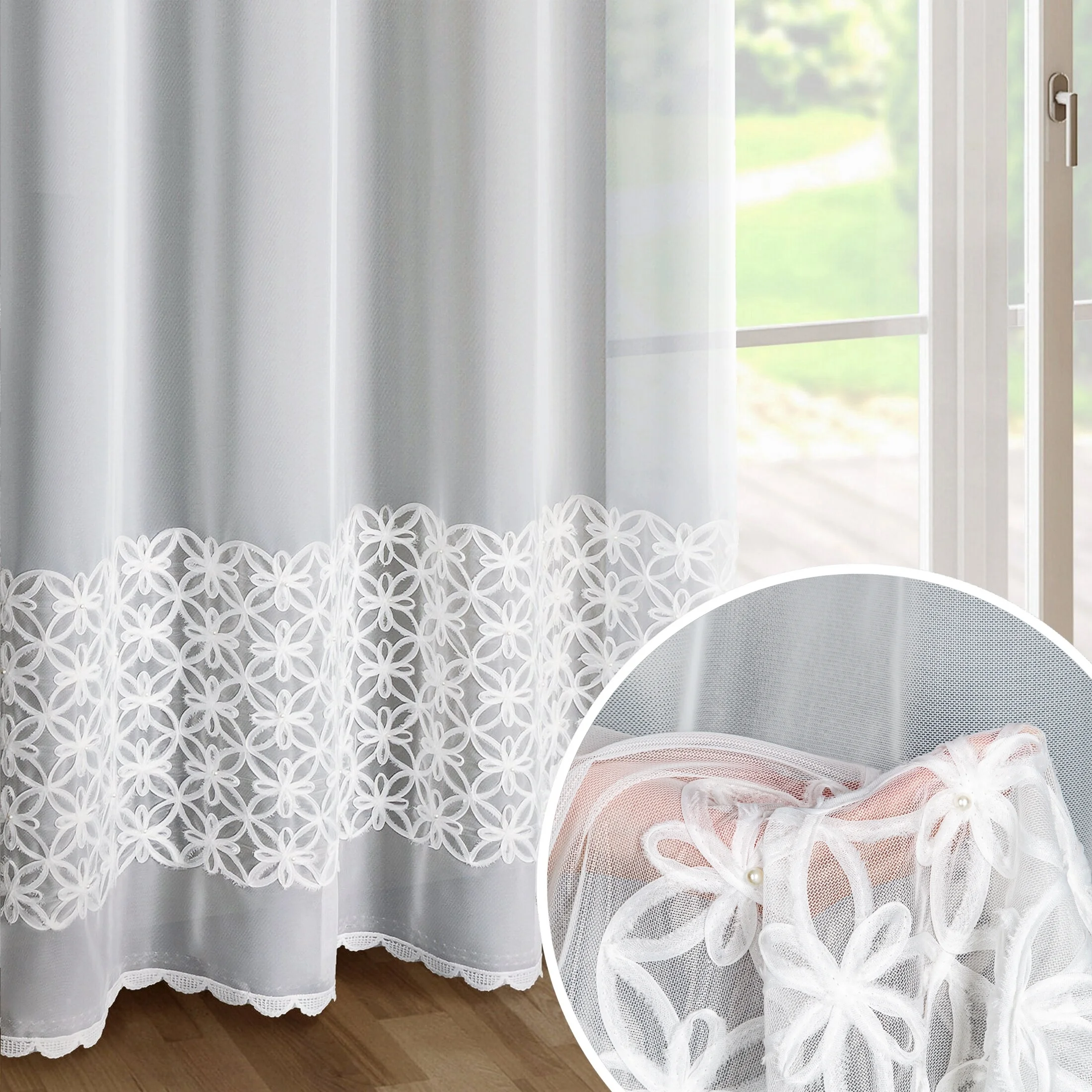 Dekoracja okienna biała z gładkiej tkaniny zdobiona pasem aplikacji w kwiaty 140x250 cm przelotka - LIWIA - EVA MINGE