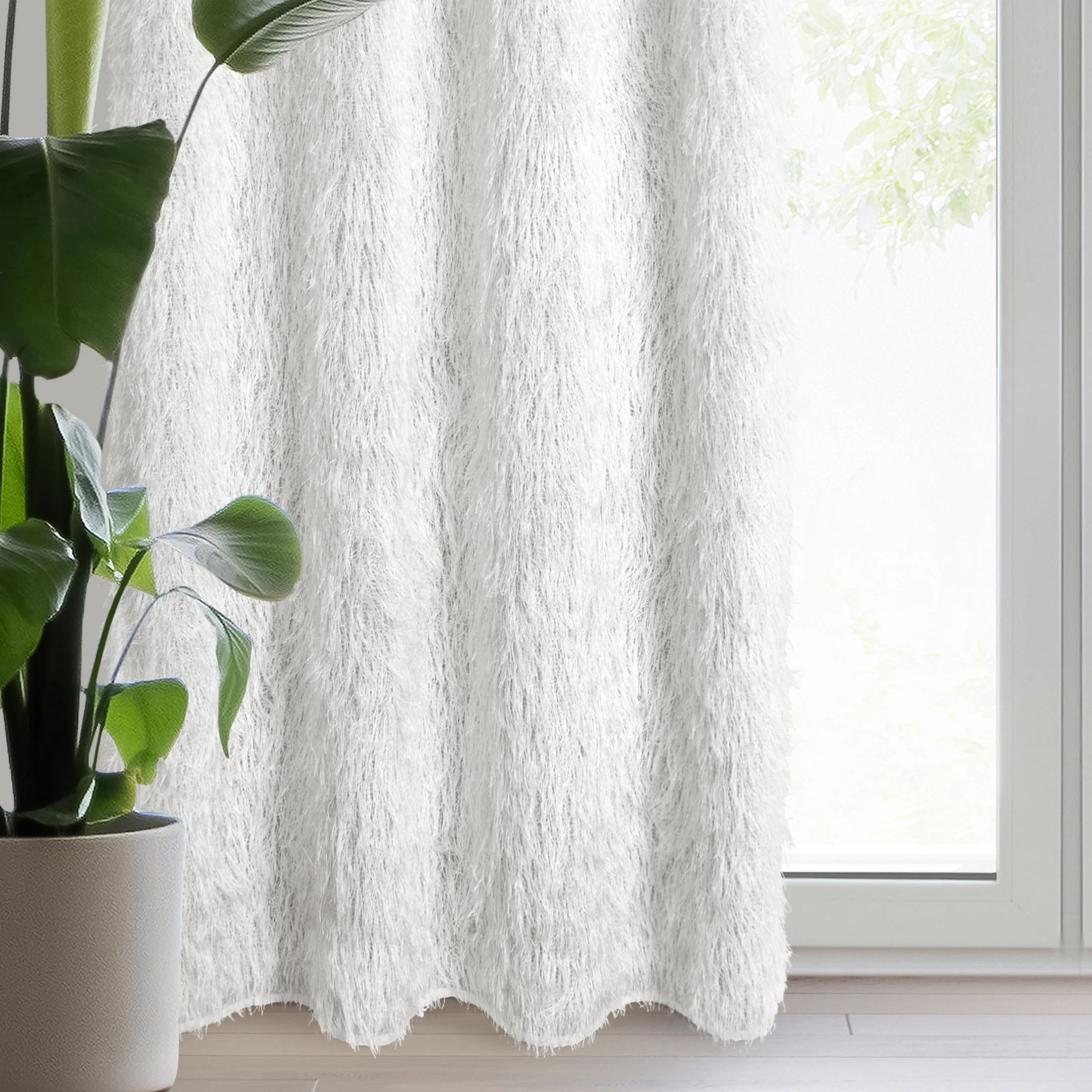 Firana kremowa z etaminy zdobiona moherową nicią 140x250 cm przelotka MARGARET | eurofirany