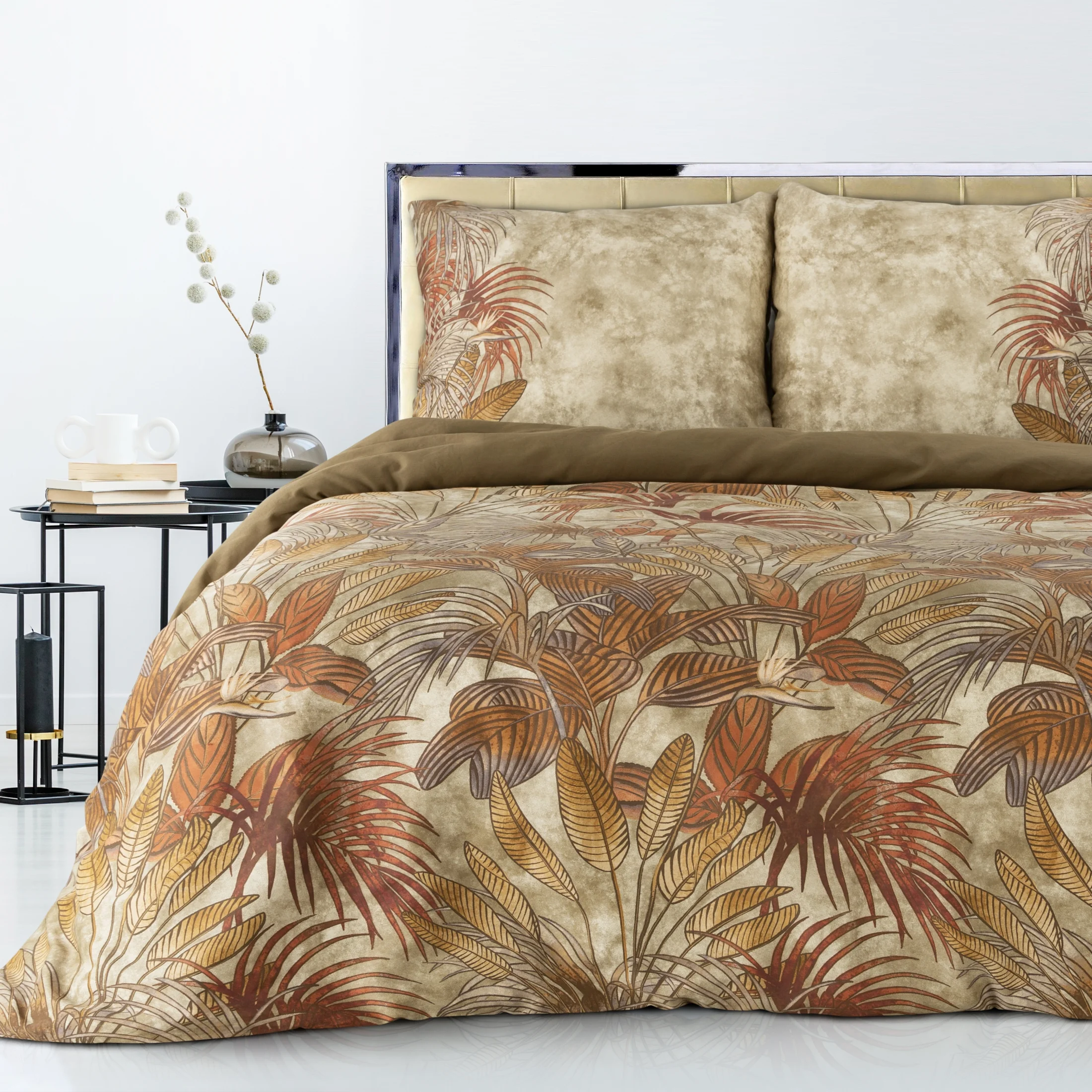 Pościel 220x200 cm z satyny bawełnianej kolor beżowy, rudy w ozdobnym opakowaniu z wzorem kwiatowym MARIKA | eurofirany