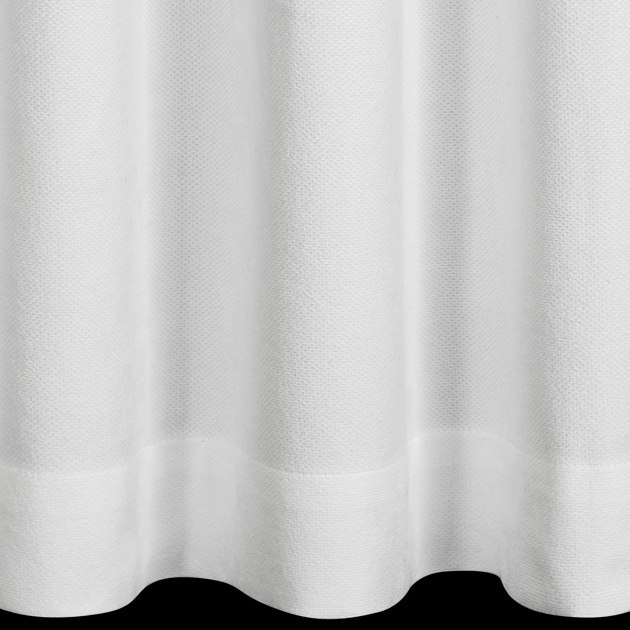 Zasłona biała welurowa 150x270 cm o wyraźnym splocie taśma