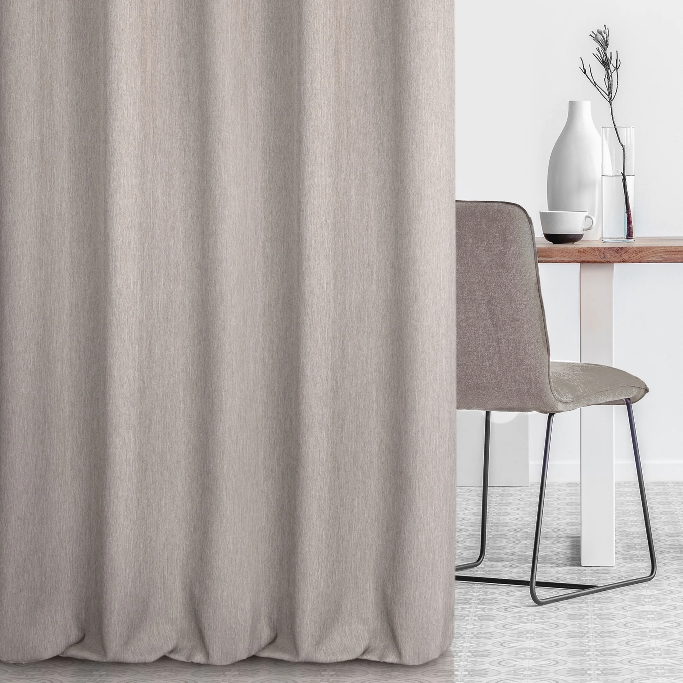 Tkanina zasłonowa jednokolorowa, delikatny melanż, miękka, z drobnym strukturalnym wzorkiem