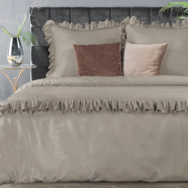 Pościel bawełniana 220x200 cm komplet 3 częściowy kolor jasnobrązowy z subtelną falbanką styl romantyczny VENUS Eurofirany Premium