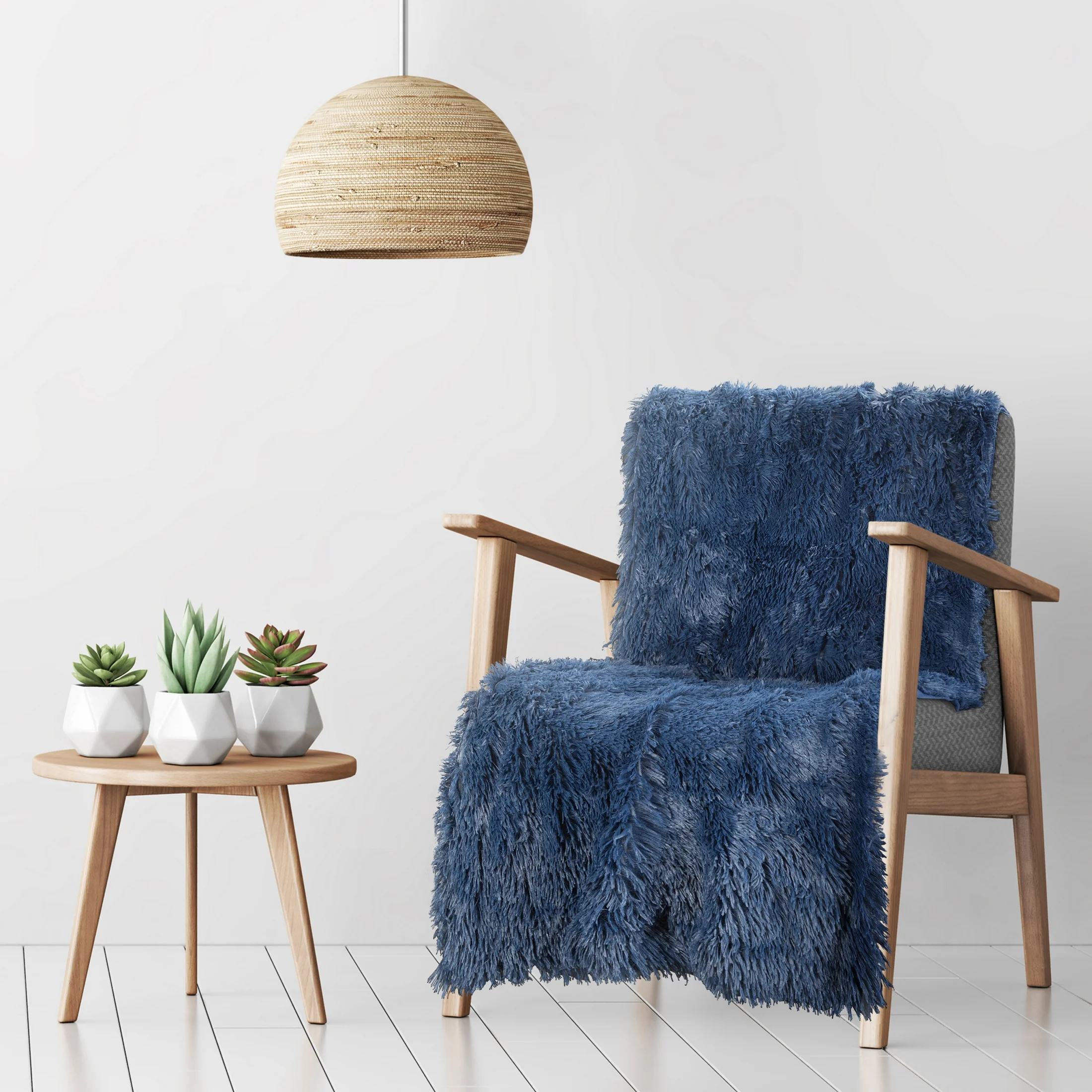 Narzuta na fotel-koc o strukturze miękkiego futra 70x160 cm granatowa TIFFANY Design 91 | eurofirany