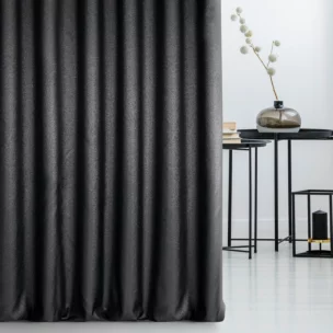 Zasłona szyta na flexach czarno srebrna z gładkiej tkaniny przeplatanej błyszczącą lureksową nicią