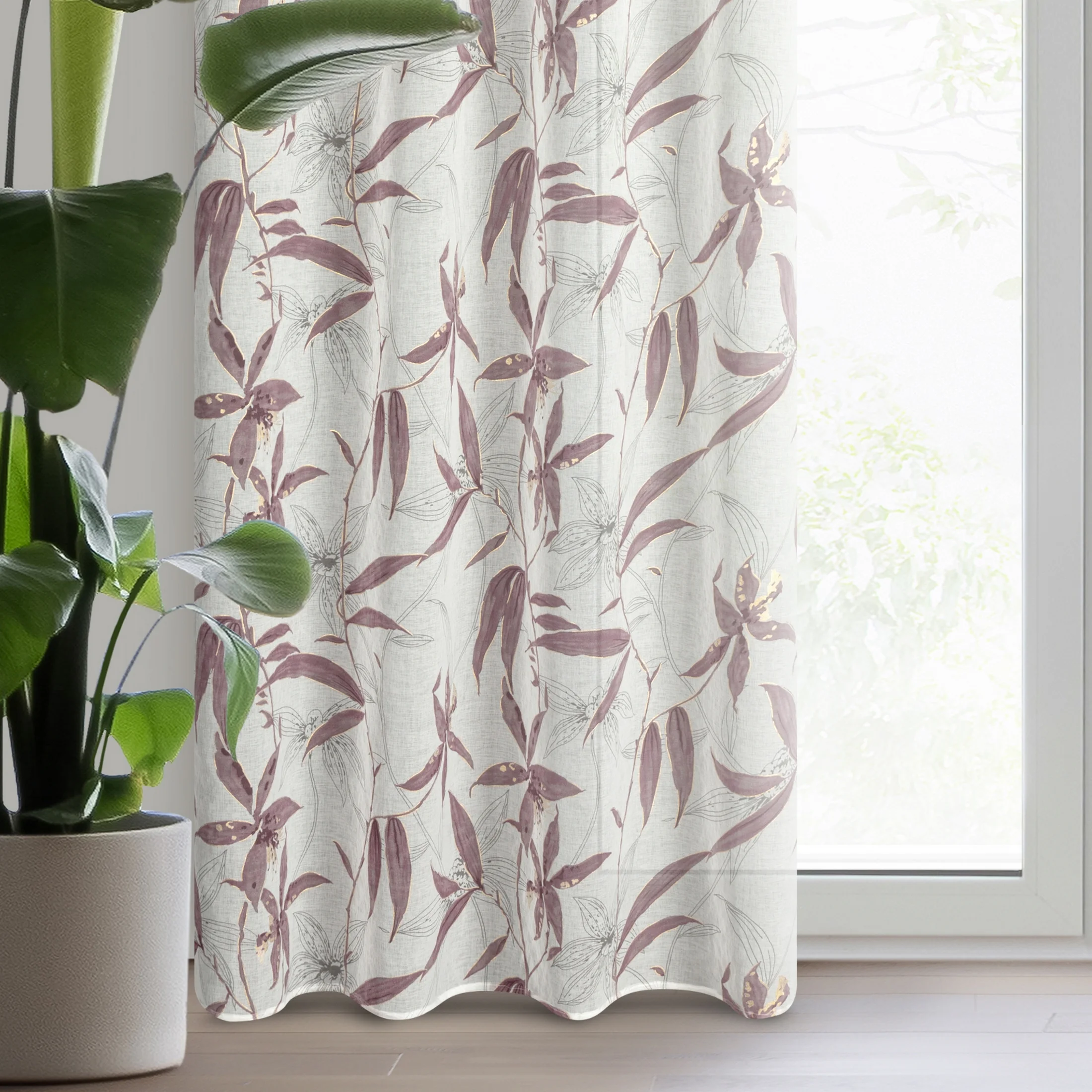 Zasłona naturalno, fioletowa zdobiona nadrukiem kwiatów z etaminy 140x250 cm przelotka - PATI | eurofirany