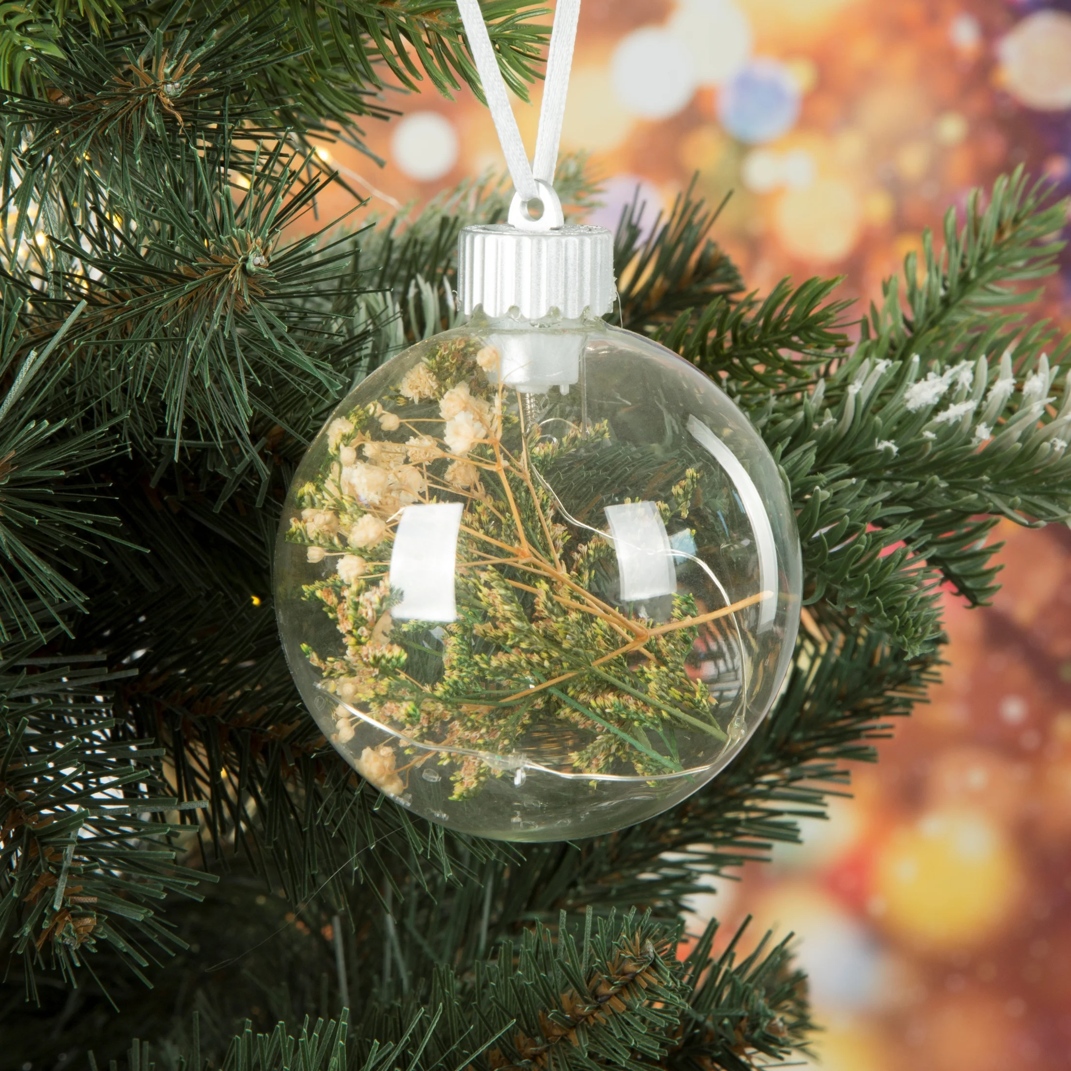 Przezroczysta bombka szklana w stylu eko suszoną ozdobną trawą | eurofirany