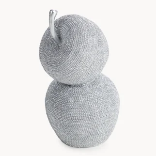 Figurka dekoracyjna srebrna jabłko o drobnym strukturalnym wzorze 10x10x19 cm ELDO 74
