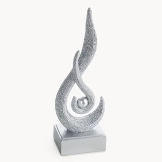 Figurka dekoracyjna srebrna o drobnym strukturalnym wzorze 8x5x21 cm ELDO 69
