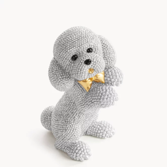 Figurka srebrna pies  o drobnym strukturalnym wzorze 10x7x15 cm ELDO