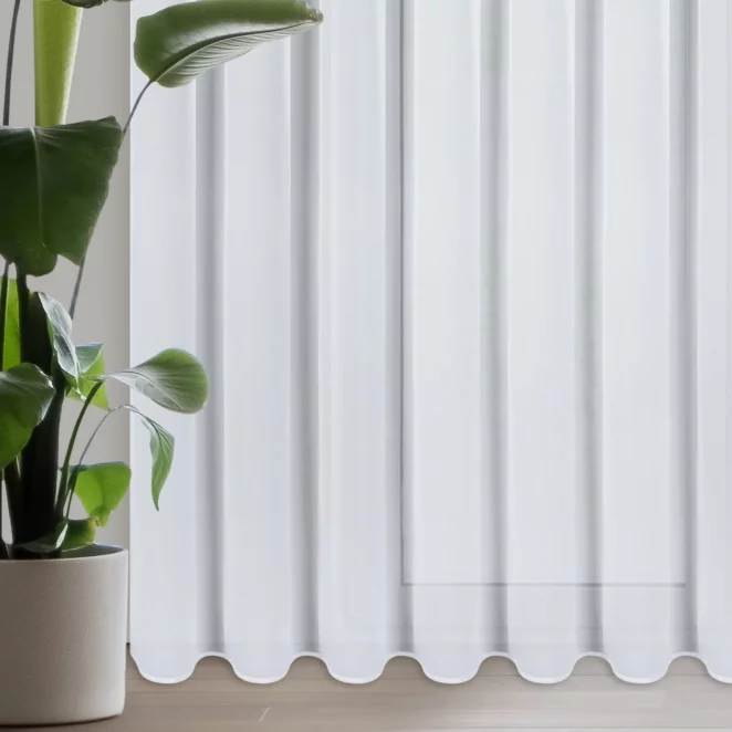 Firana biała z lekkiej tkaniny szyfonowej z delikatnym połyskiem 350x270 cm taśma ARLETA