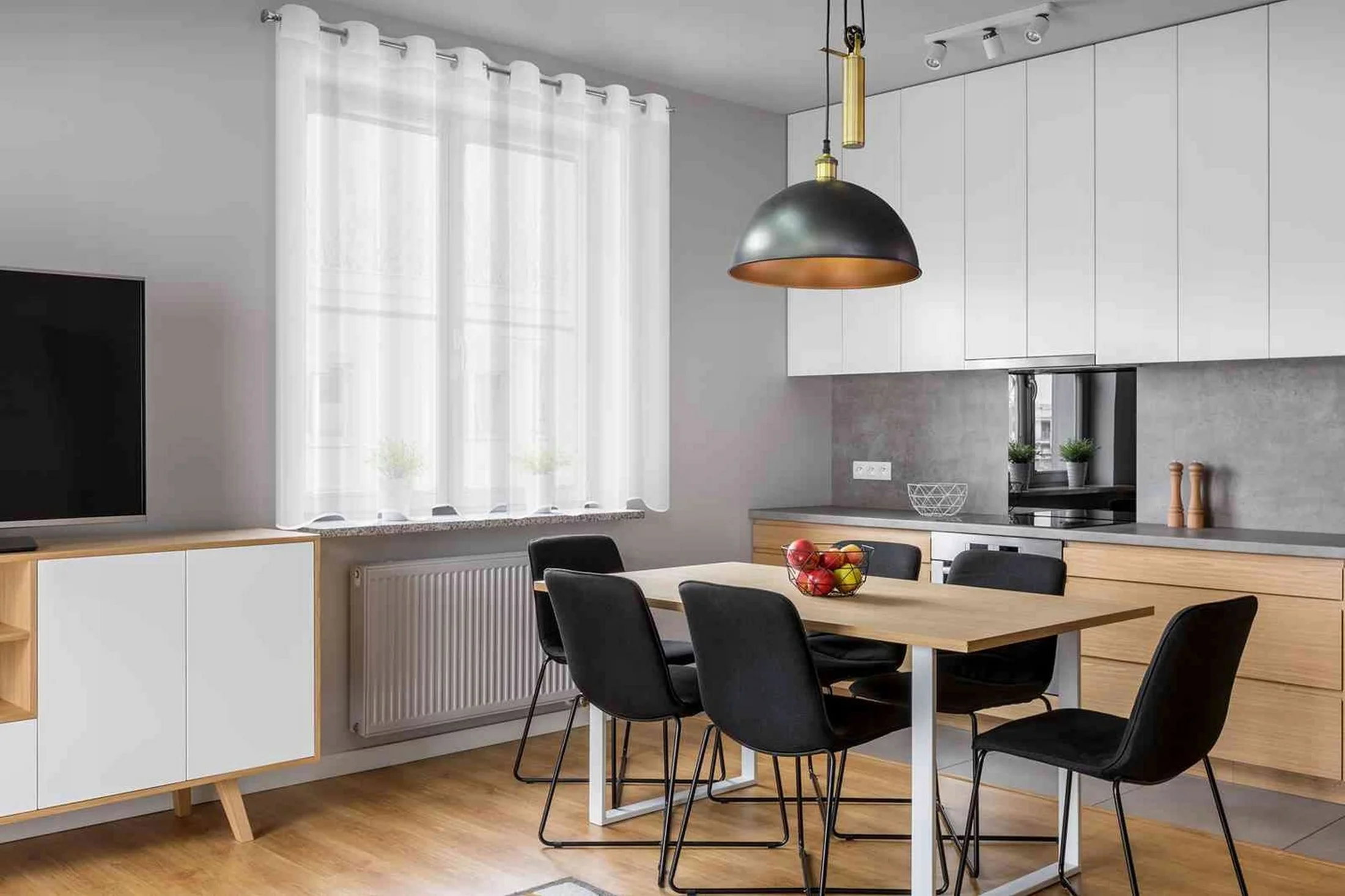 Firana biała z gładkiego matowego woalu 350x150 cm przelotka LUCY