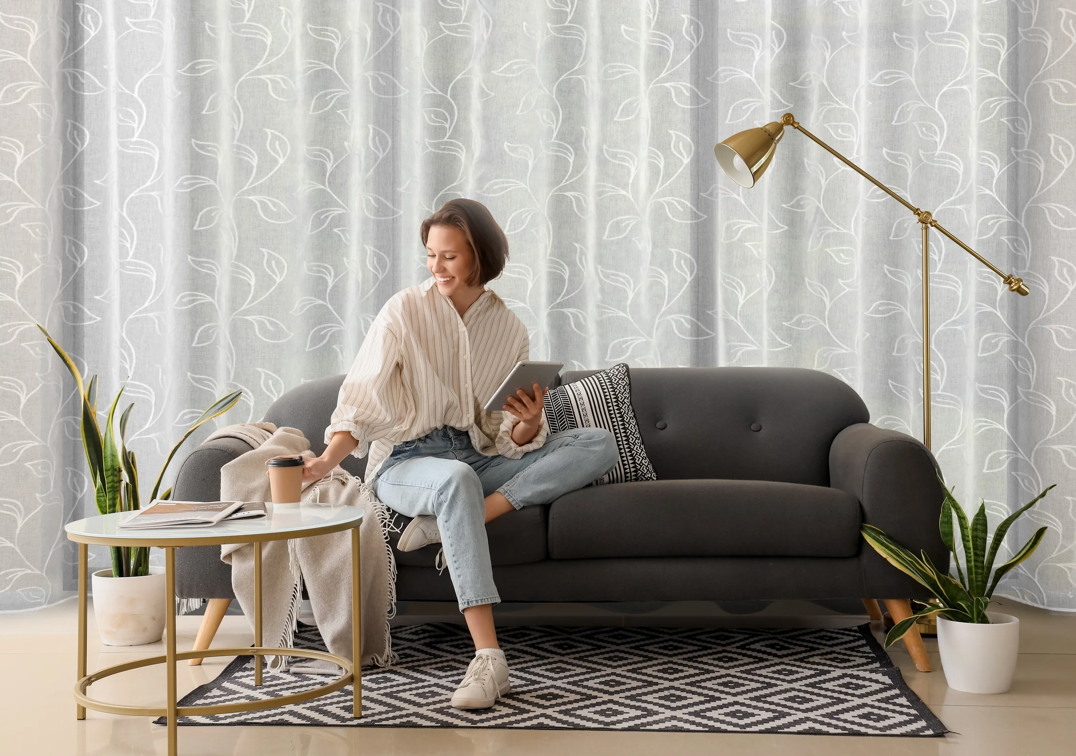 Firana biała z haftem roślinnym 350x250 cm przelotka - ANIRA