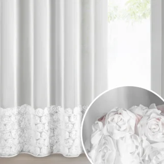 Firana biała z siateczki zdobiona aplikacją 3D w róże 140x250 cm przelotka - ROSES3 - Eva Minge