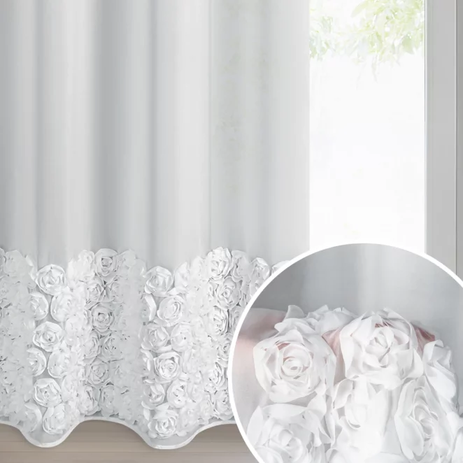 Firana biała z szyfonu zdobiona aplikacją 3D w róże 140x250 cm przelotka - ROSES - Eva Minge