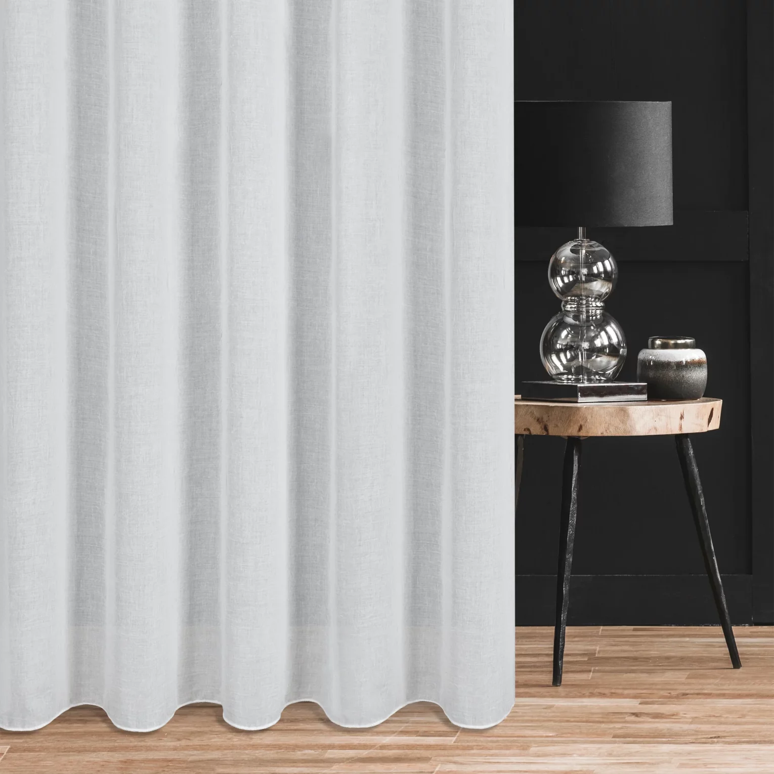 Firana szyta na flexach biała z kreszowanej, miękkiej tkaniny