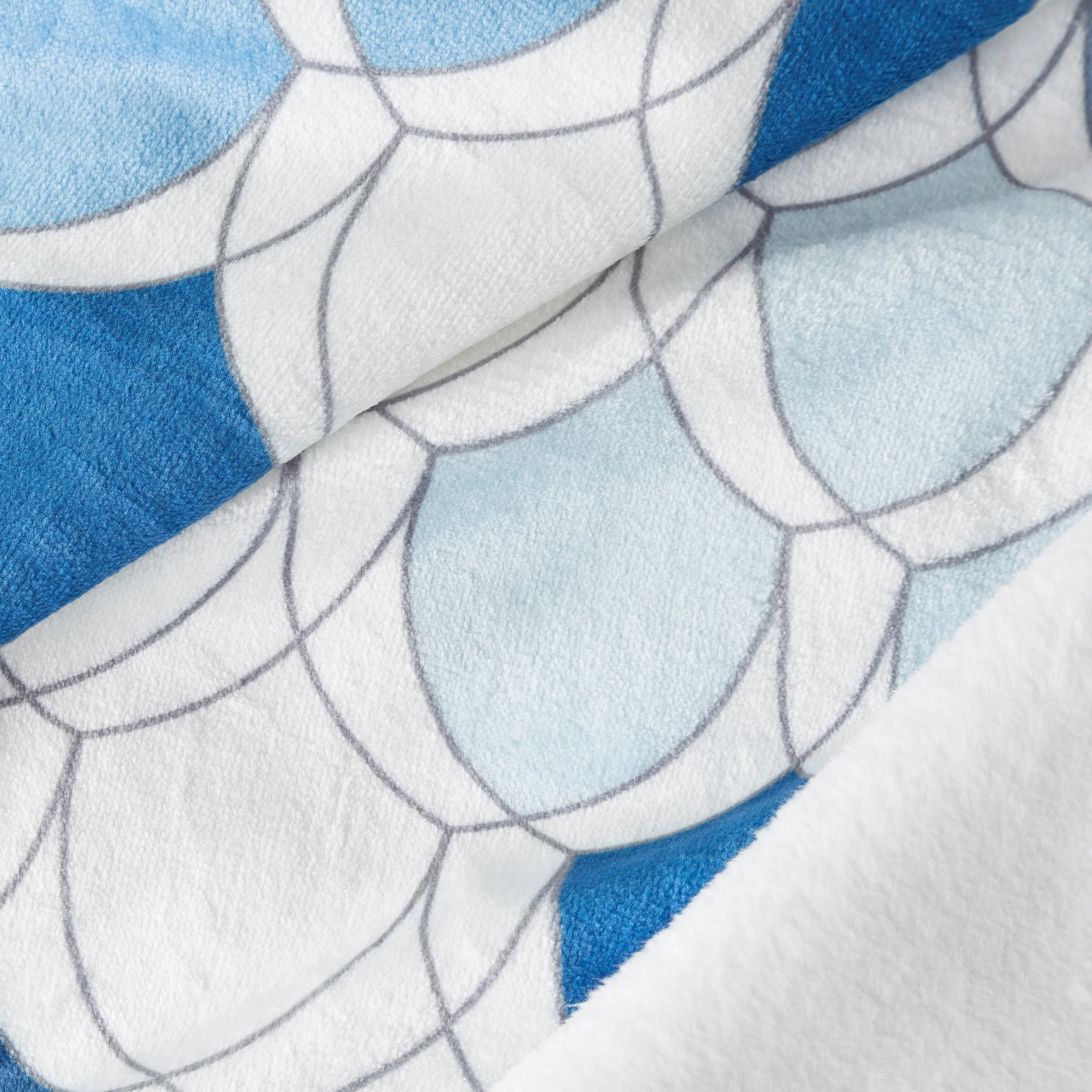 DESIGN 91 Koc KLOE w biało-niebieskie łuski