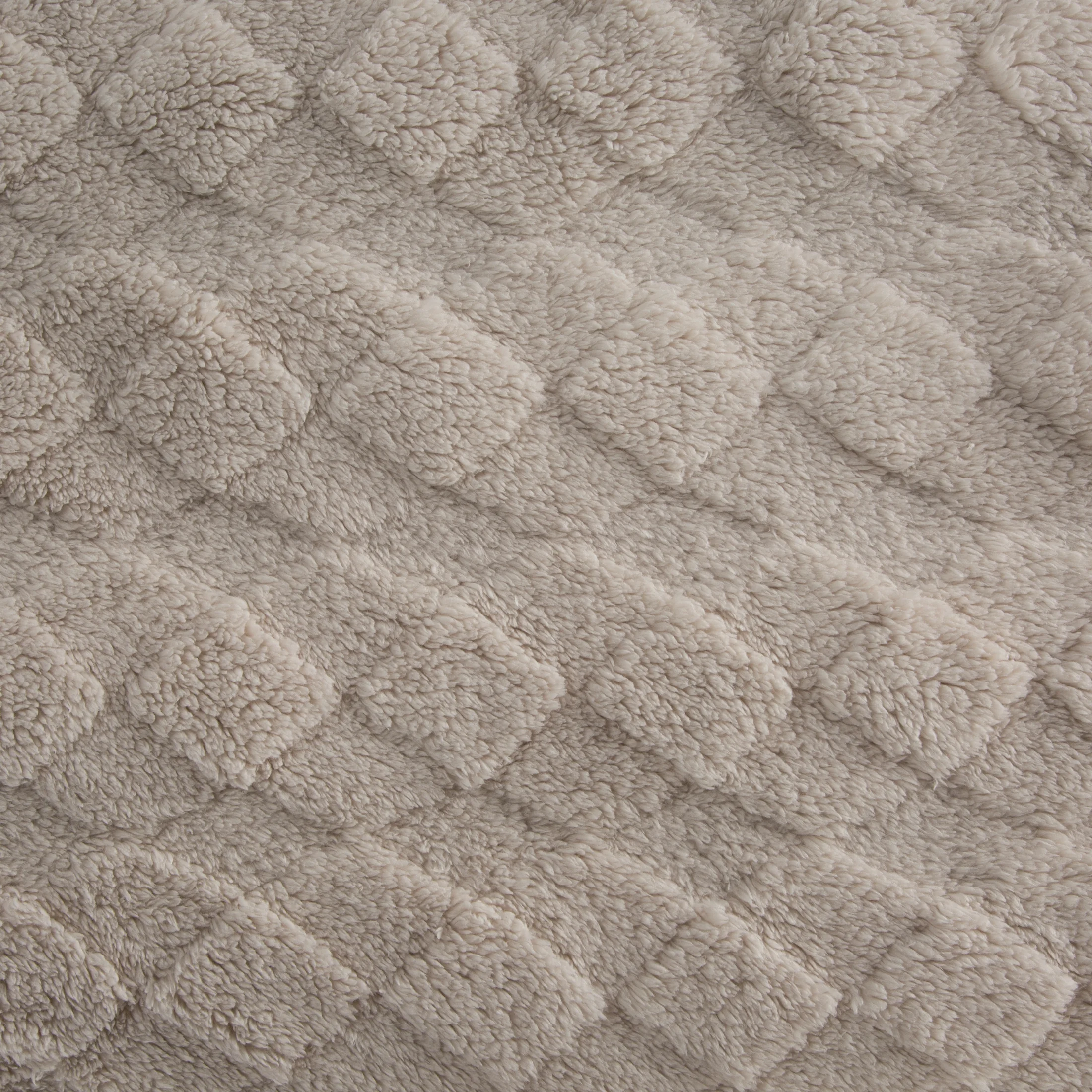Koc-narzuta na fotel flano 70x160 cm beżowy zdobiony wytłaczanym 3D wzorem NANCY design 91