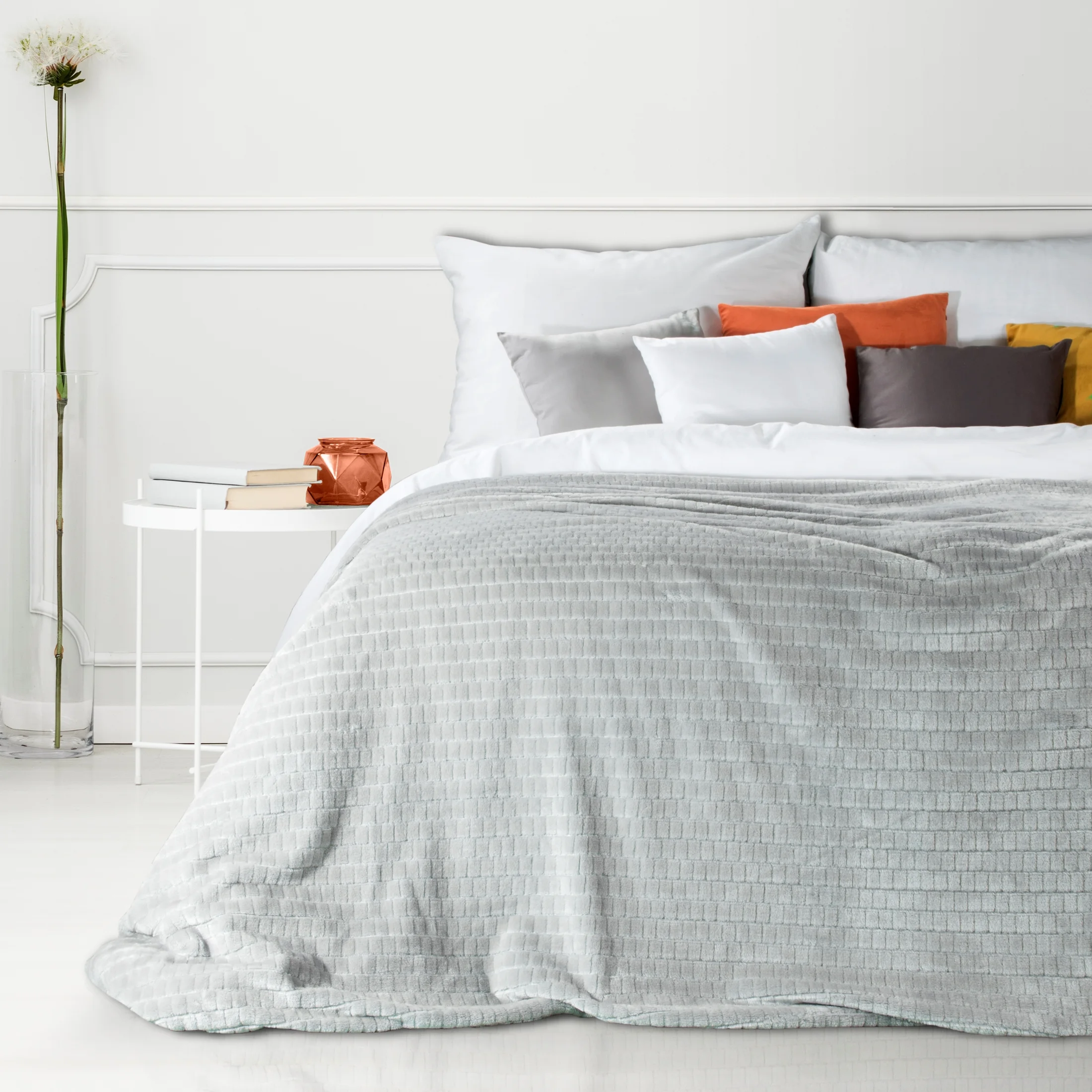 Koc 170x210 cm srebrny miękki w dotyku z wytłaczanym wzorem w kosteczkę CINDY 2 Design 91