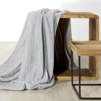 Koc 170x210 cm srebrny miękki w dotyku z wytłaczanym wzorem w kosteczkę CINDY 2 Design 91