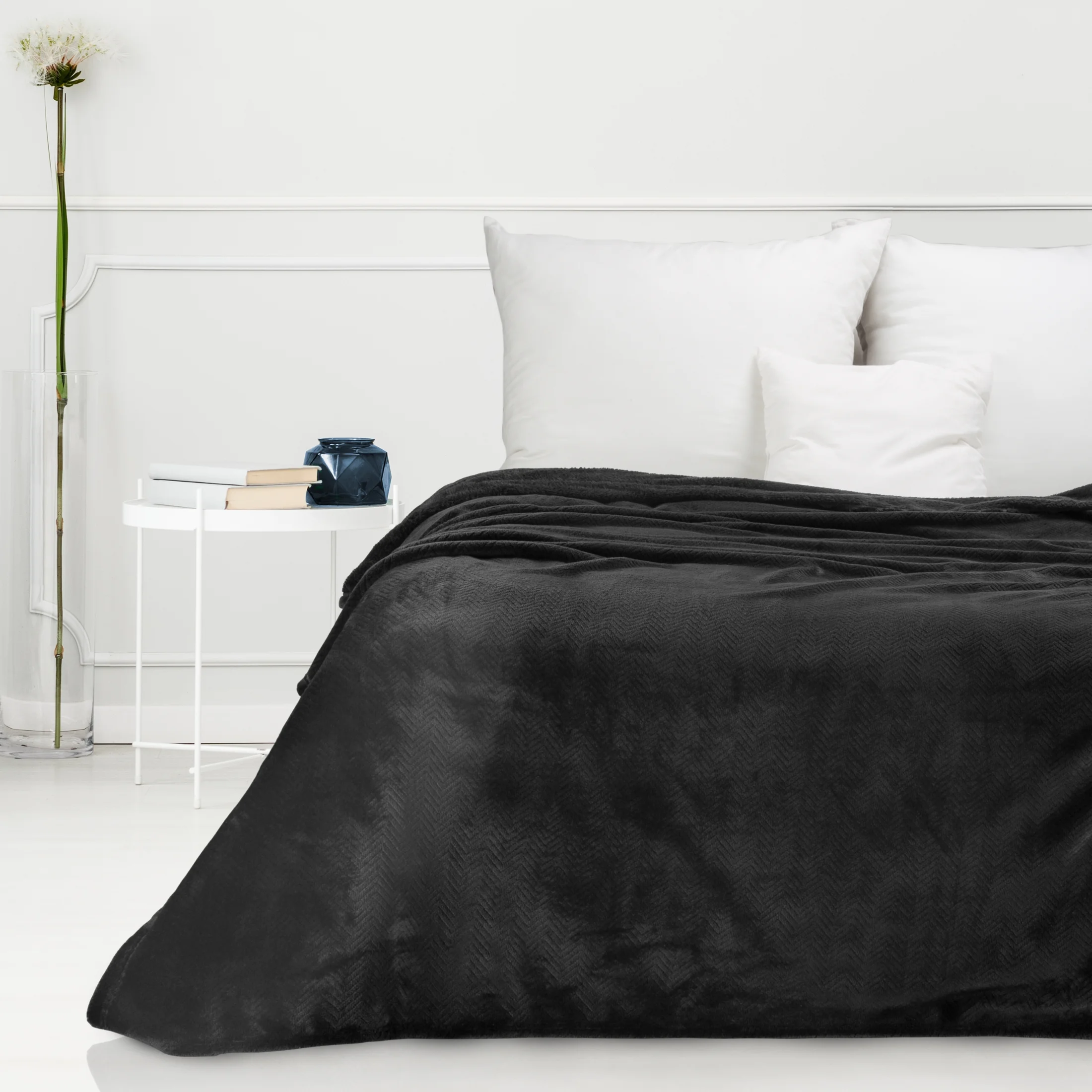 DESIGN 91 Koc CINDY 5 miękki i miły w dotyku z wytłaczanym wzorem jodełki