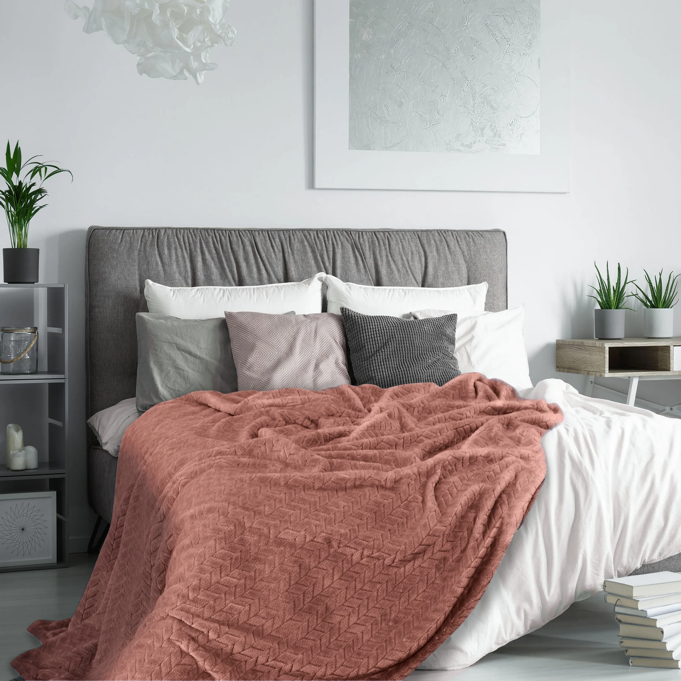 Koc 220x200 cm pudrowo różowy miękki w dotyku z wytłaczanym wzorem CINDY Design 91