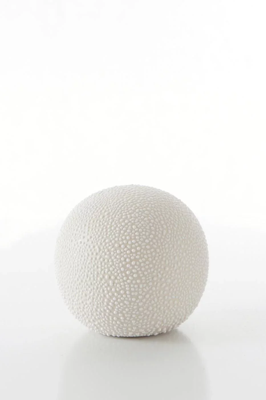 Kula ceramiczna kremowa z efektem rosy średnica 8x7 cm RISO