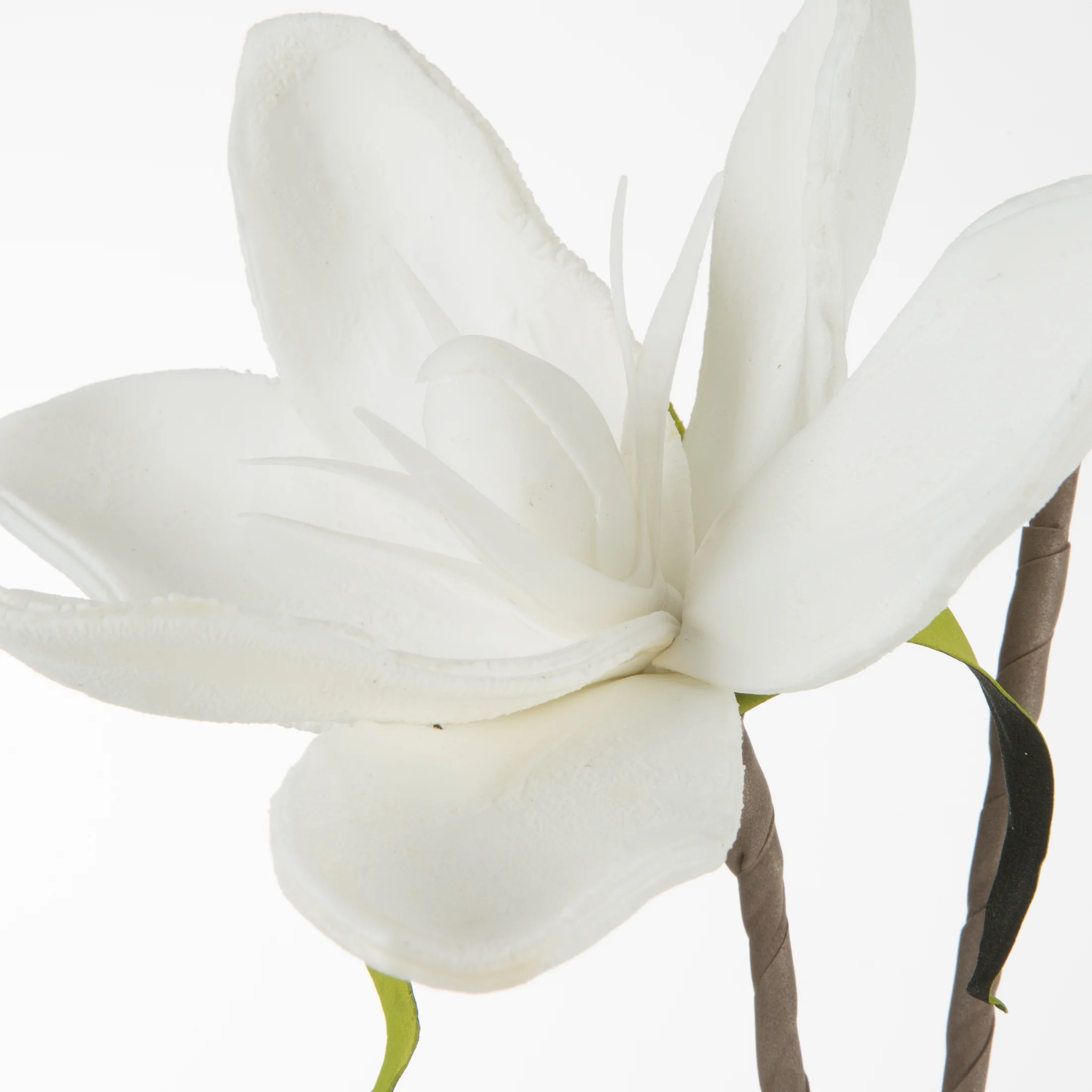 Kwiat sztuczny magnolii biały z pianki foamirian 70 cm
