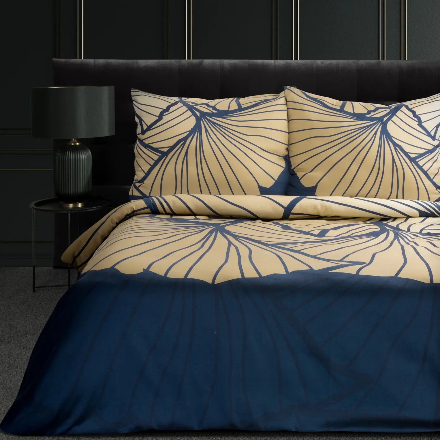 Pościel 160x200 cm z bawełny tencel kolor granatowy, złoty z fantazyjnym wzorem MUSA 4 Limited Collection