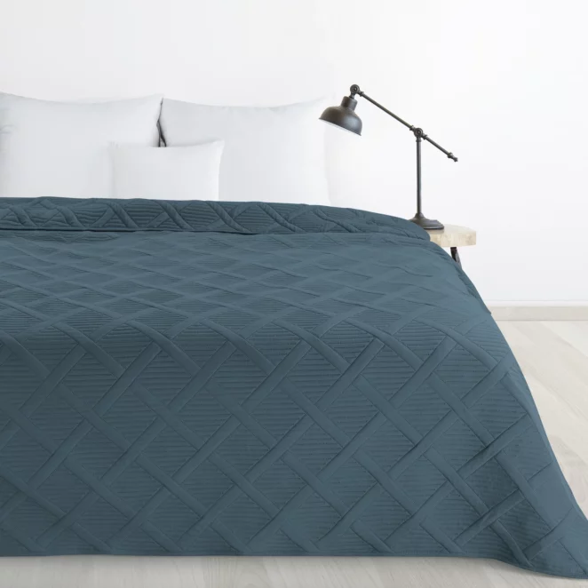 Narzuta turkusowa 170x210 cm z geometrycznym wzorem wykonana techniką hot press ALARA 5 Design 91