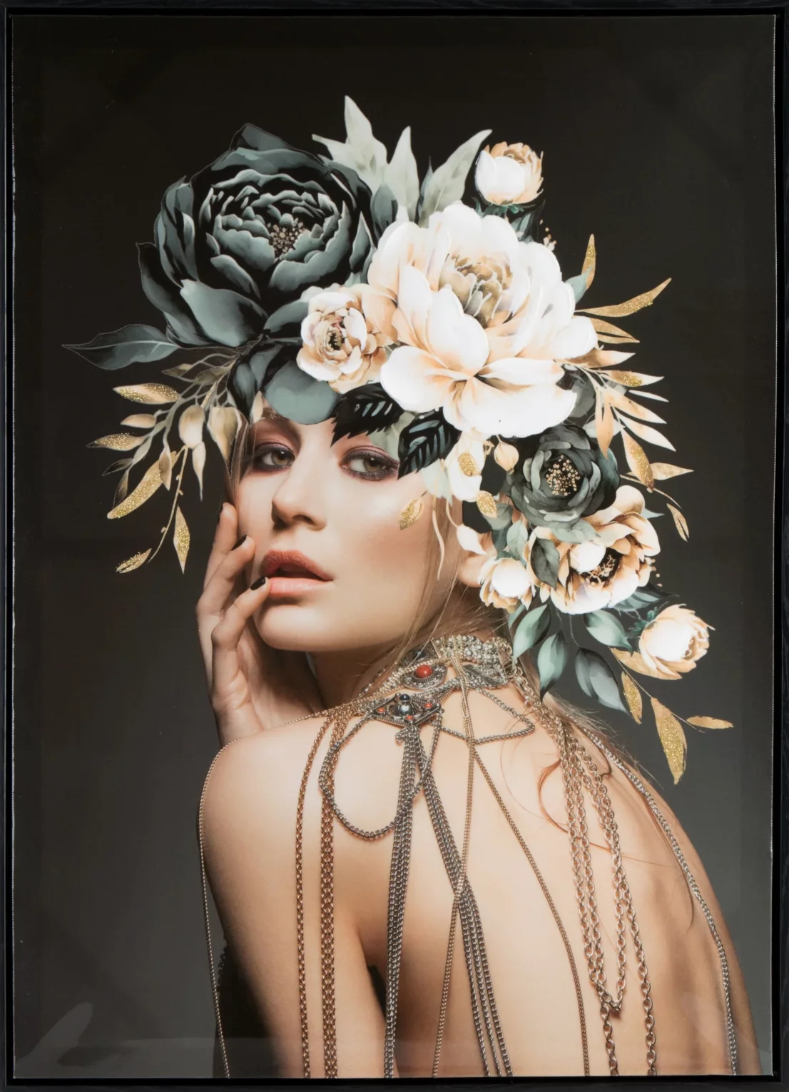 Obraz postaci czarno, beżowy nadruk na płótnie w czarnej ramie 60x80 cm LADY