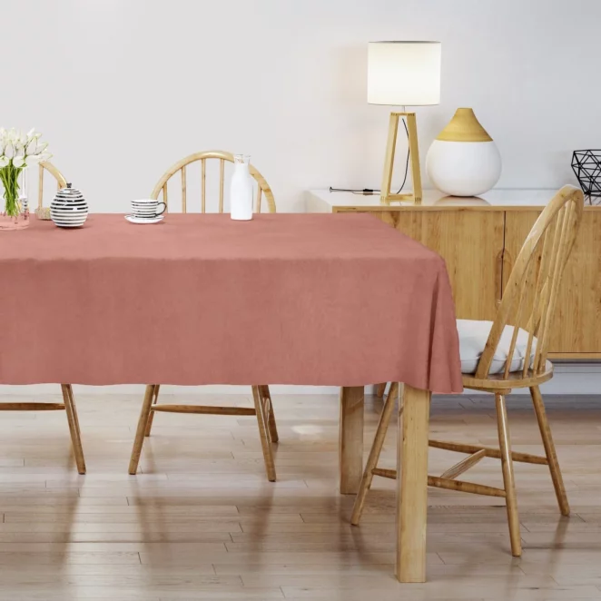Obrus na wymiar DORA - HIT różowy z miękkiej tkaniny o welurowej strukturze