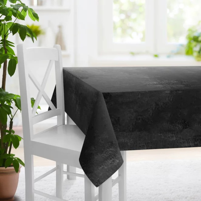 Obrus na wymiar ELITE czarno srebrny miękka, welwetowa, typu BLACKOUT 100% zaciemniająca, z połyskującym nadrukiem, o gramaturze 400g/m2