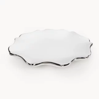 Patera ceramiczna dekoracyjna biało-srebrna  z falującymi brzegami 20x15x3 cm AUREN 3