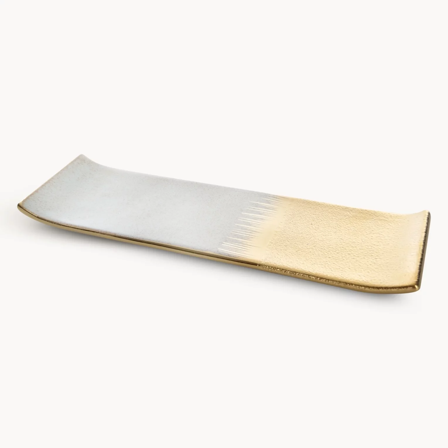 Patera ceramiczna  dekoracyjna kremowo-złota łączący fakturę granitu z lśniącą powierzchnią 39x12x3 cm MAX 1
