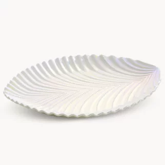 Patera ceramiczna  dekoracyjna perłowa z wytłaczanym wzorem 34x27x3 cm NELA