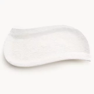 Patera ceramiczna dekoracyjna perłowa zdobiona wypukłym wzorem 36x25x3 cm NINA