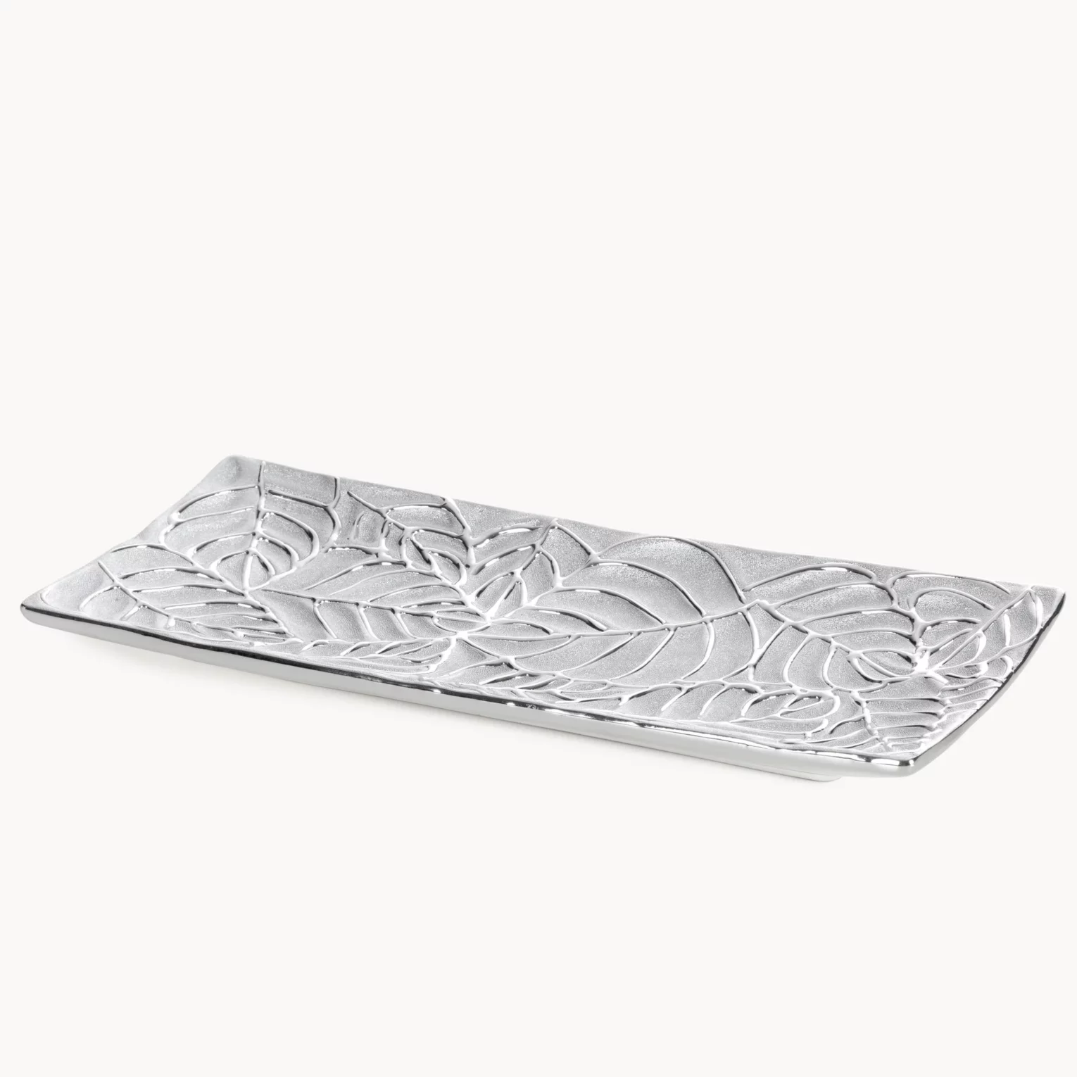 Patera ceramiczna dekoracyjna srebrna  z tłoczonym wzorem liści 31x13x 3 cm MIRIAM