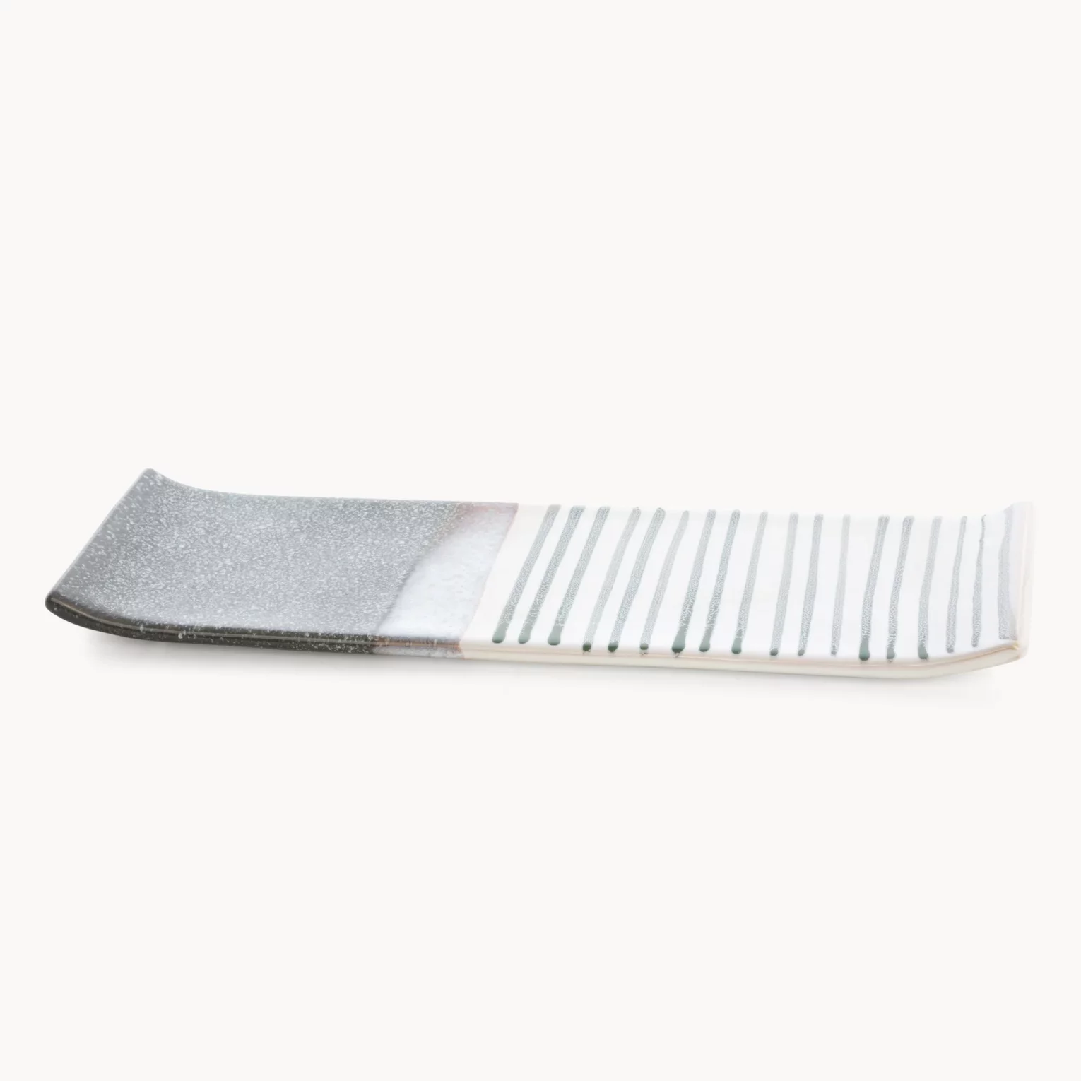 Patera dekoracyjna biało, popielata 39x12x3 cm VIKI
